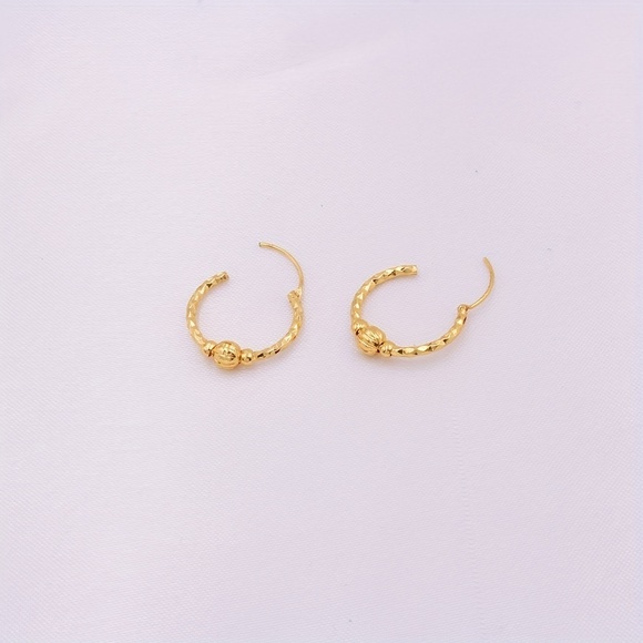 Gold Plated Vintage-Style Creative Tiny Hoop Earrings - Picture 3 of 6